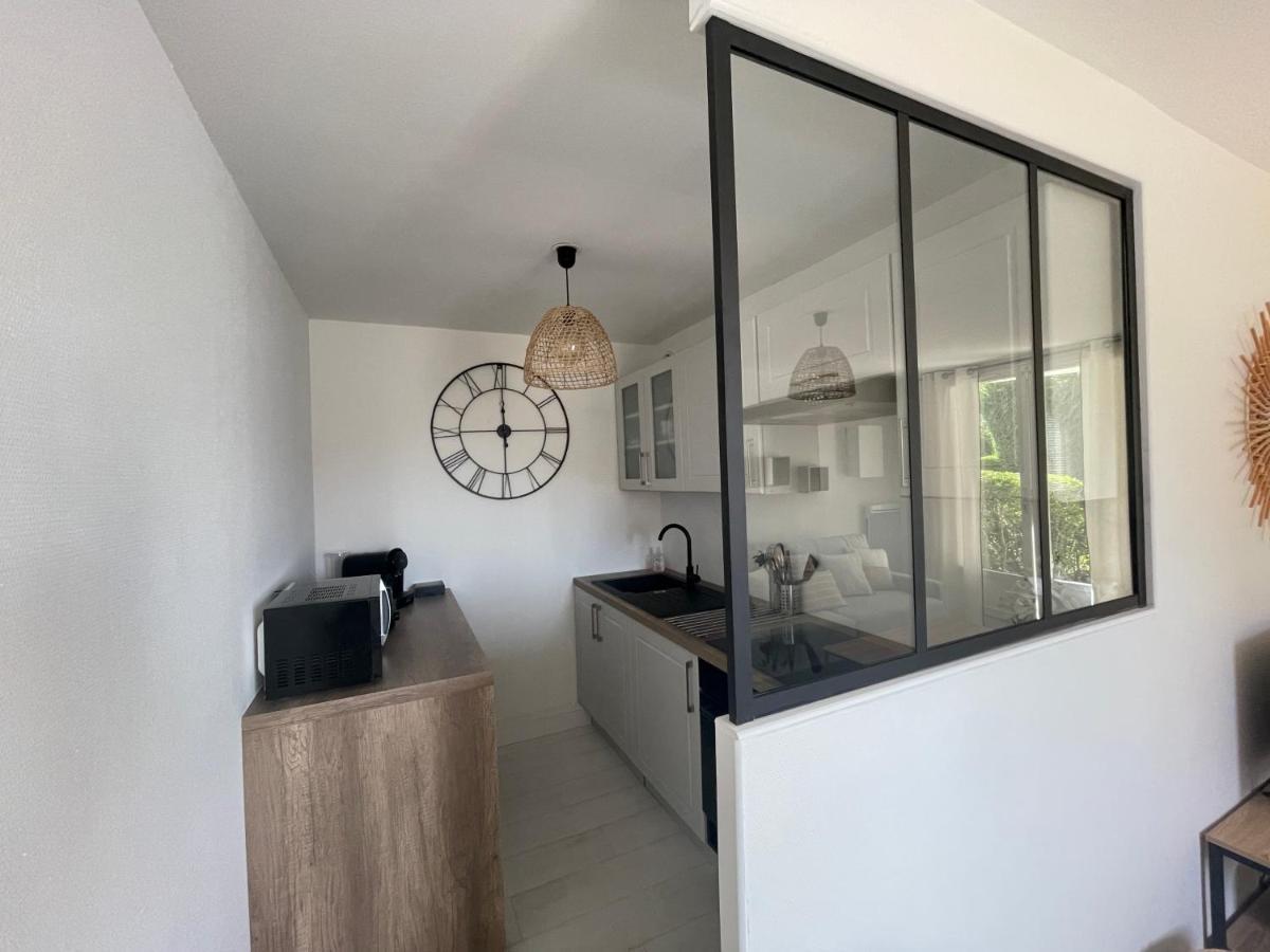 Apartmán Le Plein Soleil, Appt 2 Pieces Terrasse, 600 M De La Plage De Blonville Sur Mer Exteriér fotografie