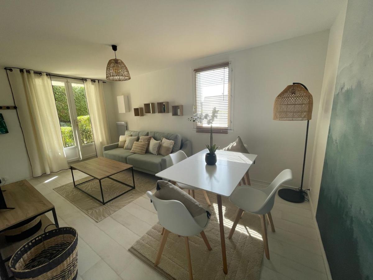 Apartmán Le Plein Soleil, Appt 2 Pieces Terrasse, 600 M De La Plage De Blonville Sur Mer Exteriér fotografie